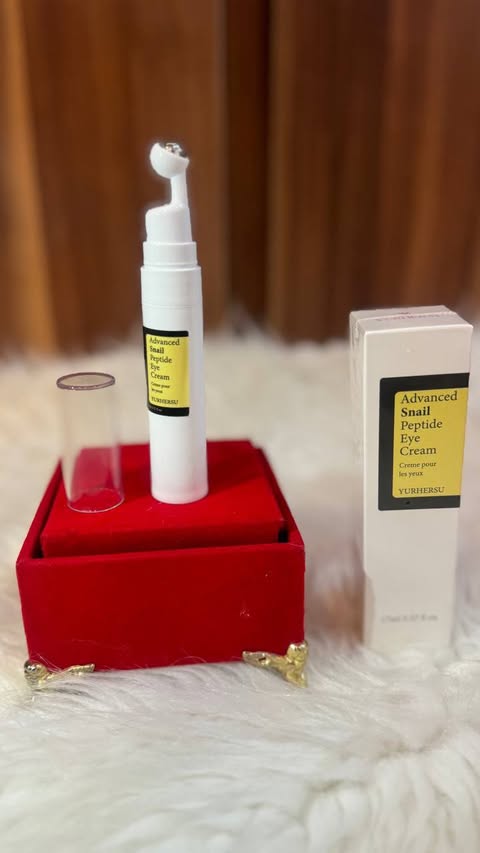 دور چشم‌های معجزه‌آسا برای پوست شما! کوزارکس: با غلتک خنک‌کننده،